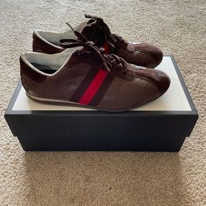 Gucci shoes w/ dust bag & box
